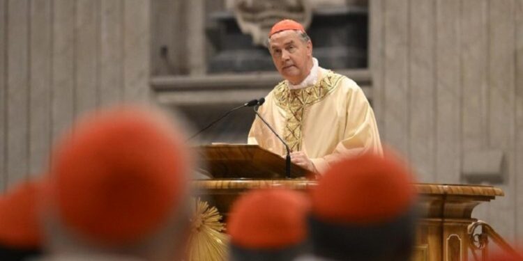 Fernández Artime: La invitación de Francisco a despertar al mundo