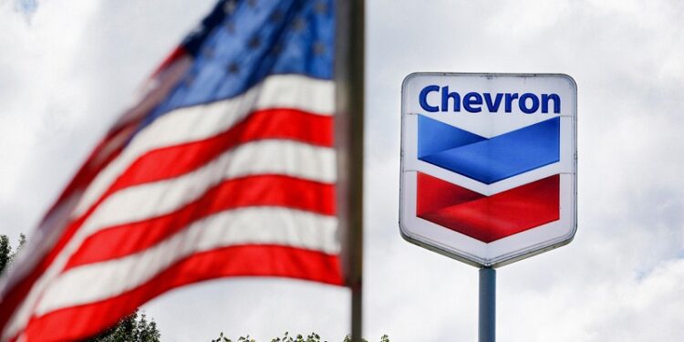 Presidente de Chevron alerta sobre riesgos para EE.UU. si la compañía abandona Venezuela