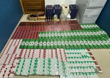 Autoridades decomisan 32 mil cigarrillos y 43 galones de alcohol adulterado