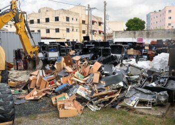 Hacienda destruye más de mil equipos usados para venta ilegal de juegos de azar