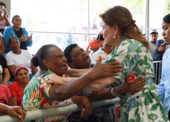 Vicepresidenta Raquel Peña celebra Día de las Madres con más de 1.000 mujeres en Bahoruco