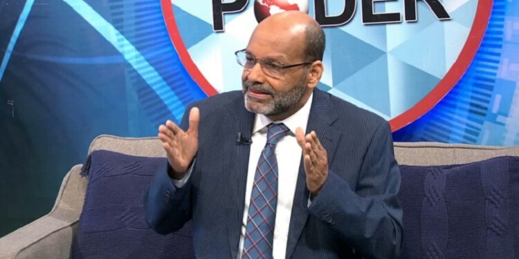 Viceministro opina hay que continuar las repatriaciones de parturientas haitianas ilegales