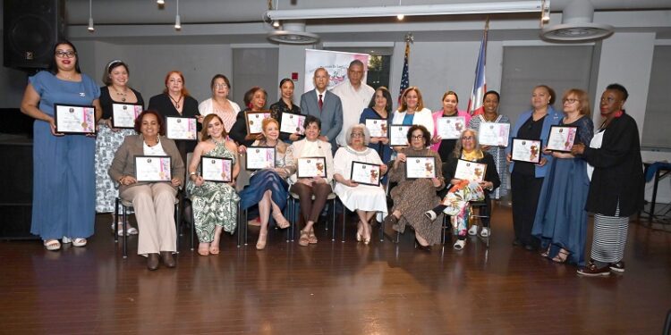 Instituto Duartiano en EEUU rinde homenaje a madres dominicanas