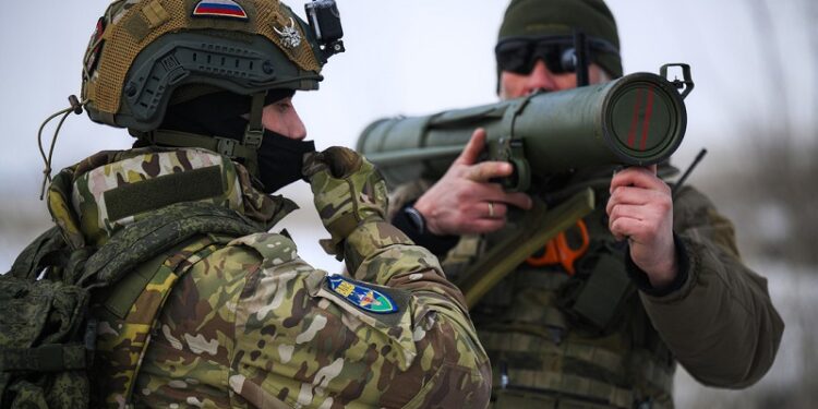 Rusia confirma ataque conjunto contra importantes objetivos militares en Ucrania