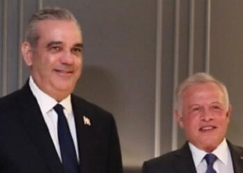 Presidente Abinader y el rey de Jordania sostienen reunión bilateral