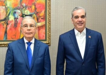 Abinader y Danilo Medina tratan sobre crisis haitiana