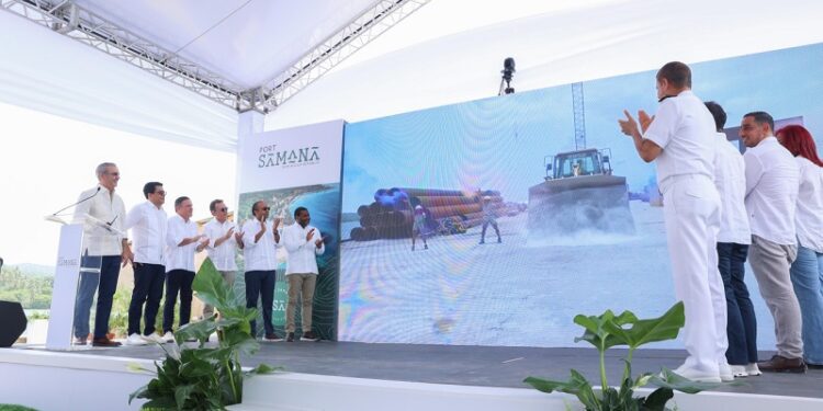 Presidente Abinader deja iniciados los trabajos del puerto turístico Samaná Port