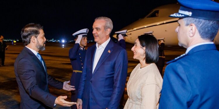 Presidente Abinader llega a Brasil en la última parte de su viaje
