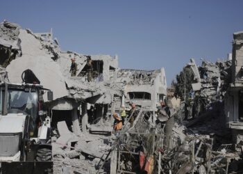 La devastación en Israel tras ataques iraníes que burlaron la Cúpula de Hierro (FOTOS)