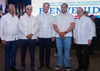 Gobierno busca llevar el servicio eléctrico al 99.5% de hogares dominicanos para 2030