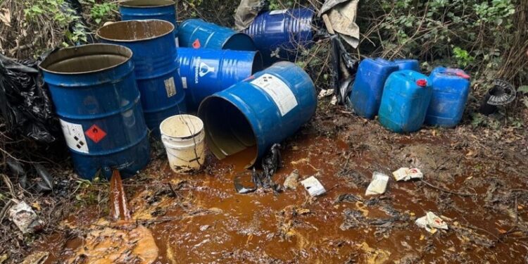 DINTEL desmantela laboratorios clandestinos de bebidas alcohólicas adulteradas