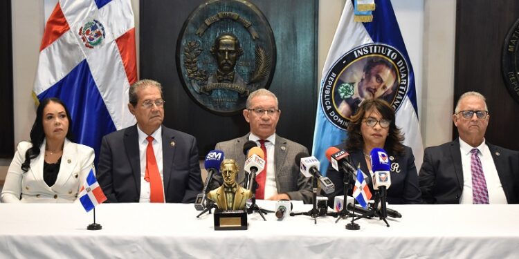 Instituto Duartiano pide apego a la Constitución en diálogo sobre crisis haitiana