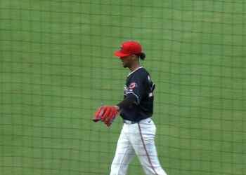 Eury Pérez regresaría a la rotación de los Marlins la próxima semana