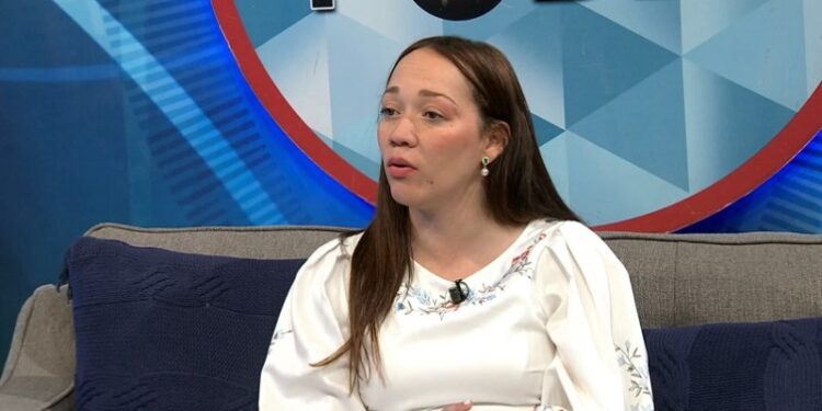 Leidy Blanco opina que para hacer efectivas las candidaturas independientes hay que reformar la Constitución