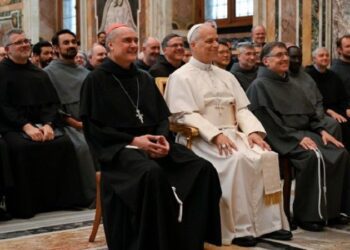 León XIV a los Franciscanos y Trinitarios: Carismas al Servicio de los Perseguidos