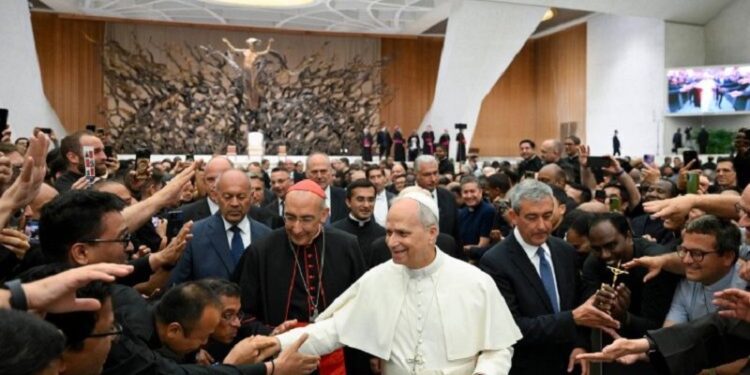 El Papa a los sacerdotes de Roma: “No huyan ante los desafíos, sean ejemplares”