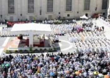 El Santo Padre clama por la unidad familiar como signo de esperanza