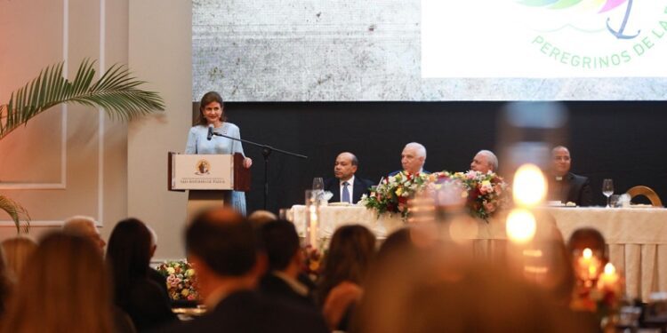 Vicepresidenta Peña llama a respaldar proyectos que integran la fe, la innovación y el compromiso social