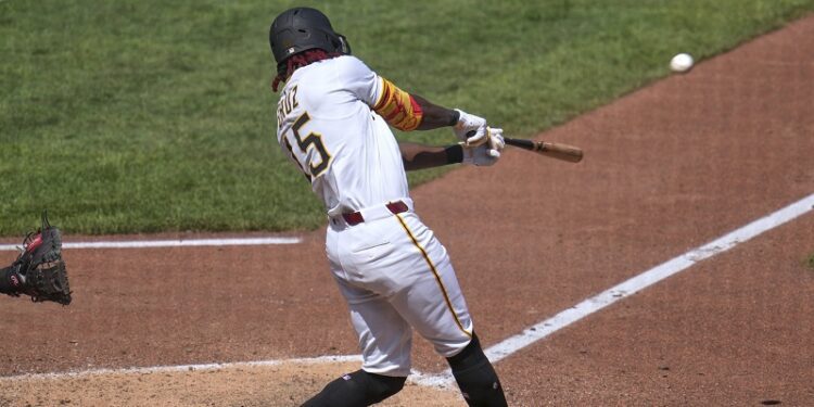 Cruz pega 2 HR para impulsar otra paliza que selló barrida sobre Mets