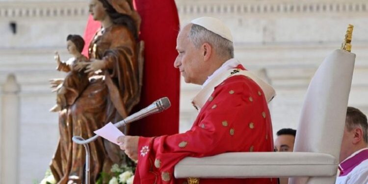 El Papa en Pentecostés: «El Espíritu abre fronteras donde el mundo construye muros”