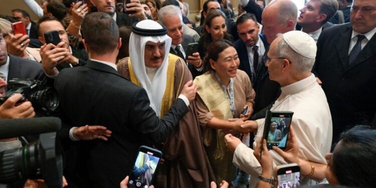 El Papa: Una buena acción política puede contribuir a la paz