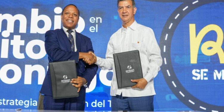Gobierno presenta nueva estrategia para reducir el tránsito en el Gran Santo Domingo