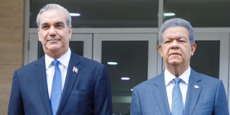 Presidente Abinader visitará este jueves a Leonel Fernández para continuar diálogo sobre crisis haitiana