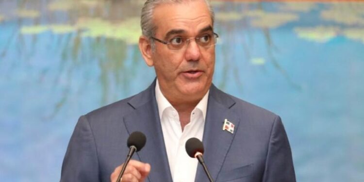 Abinader define la biodiversidad como base para la seguridad alimentaria, salud y bienestar económico