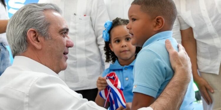 Presidente Abinader inaugurará obras deportivas y supervisará monorriel de Santiago este miércoles