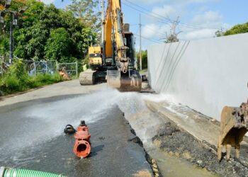 Miles de clientes de la AAA sin servicio de agua