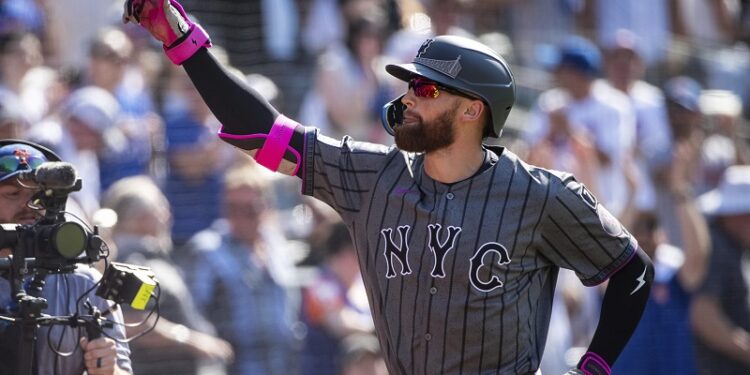 ¡Otra vez! Grand slam de Nimmo lidera paliza de Mets sobre Yankees