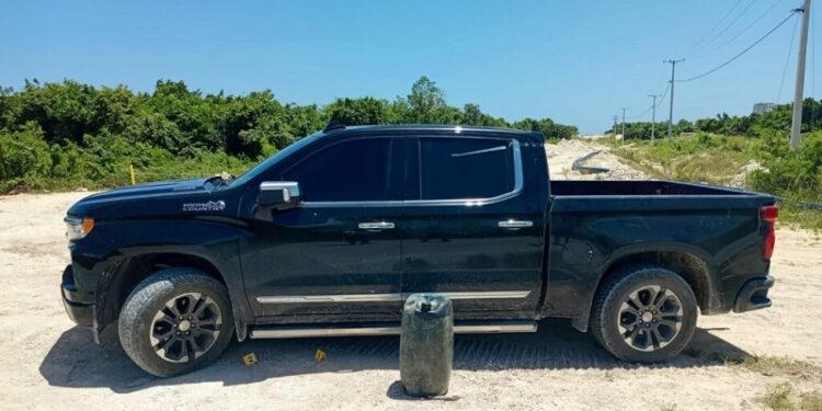 DICRIM activa búsqueda y captura autores de asalto en joyería de Bávaro