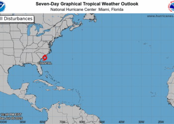 Centro de Huracanes emite avisos de tormenta tropical