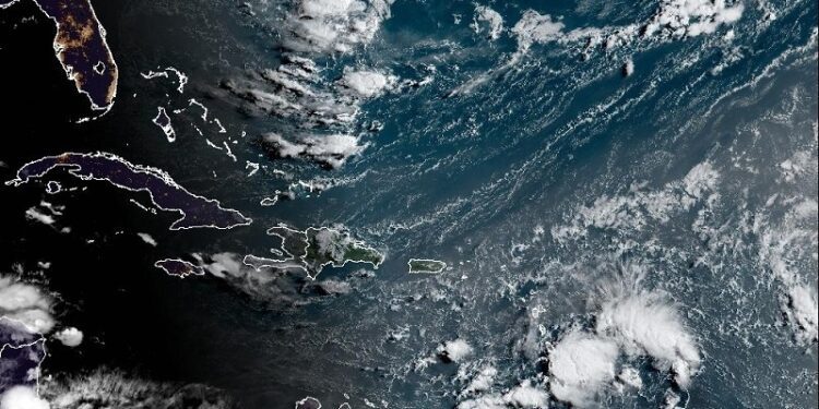 Algunos chubascos matutinos y en aguaceros con tronadas en la tarde