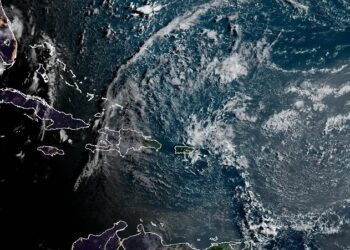 Vaguada en altura y arrastre del viento producen chubascos matutinos