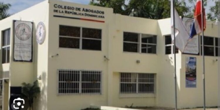 El CARD niega exista proceso disciplinario contra tres abogados