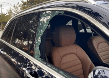 Los daños y las penas de prisión para limpiavidrios y motoristas