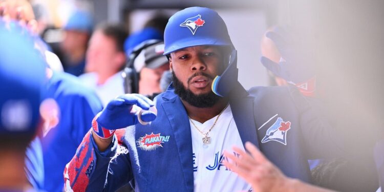 Vlad Jr. lidera 10mo triunfo seguido de Toronto en casa con HR de 420 pies