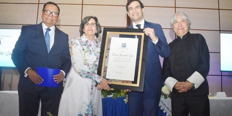 Peralta Romero asegura rol de literatura infantil no es adoctrinar