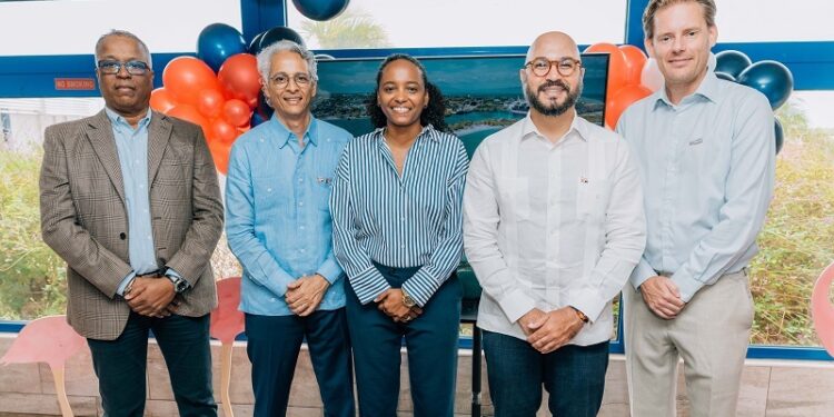 Air Century realiza vuelo inaugural ruta Santo Domingo-Bonaire