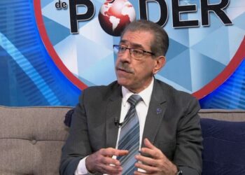 Jorge Asjana plantea retos de universidades y profesores frente a la inteligencia artificial