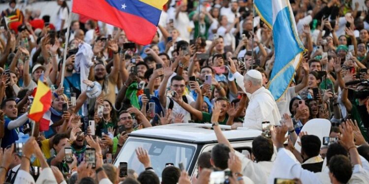 El grito del Papa y los jóvenes: ¡Queremos la paz en el mundo!