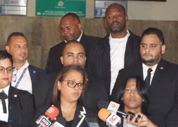 Ministerio Público solicita prisión preventiva contra 10 militares y civiles arrestados en Operación Lobo