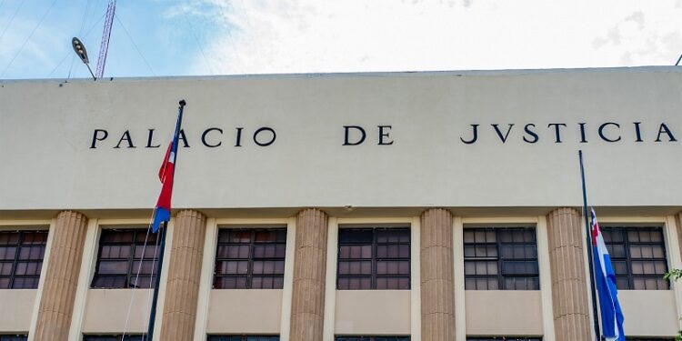 Tribunal impone coerción a integrantes de red de fraude financiero