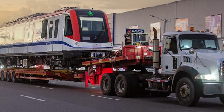 OPRET recibe dos nuevos trenes acoplables para operar con 6 vagones en el Metro