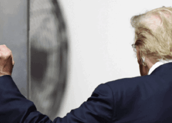 ¿Cómo detener el movimiento de fascismo-sin democracia de Donald Trump? [su último capítulo contra Barak Obama es un cruce de líneas del nunca retorno