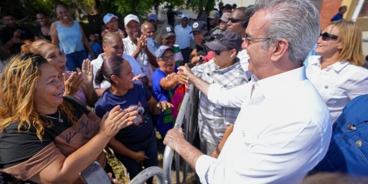 Abinader inaugurará subestación eléctrica, planta de tratamiento, recinto de Ucateba, escuela y politécnico