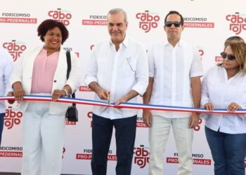 Presidente Abinader inaugura innovadora planta de tratamiento en Cabo Rojo 