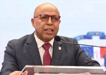 Alfredo Pacheco presenta memorias de gestión 2024-2025