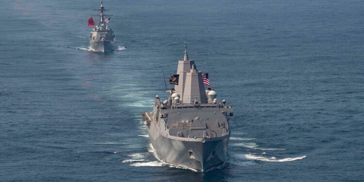 La Casa Blanca comenta la posibilidad de lanzar un ataque militar contra Venezuela